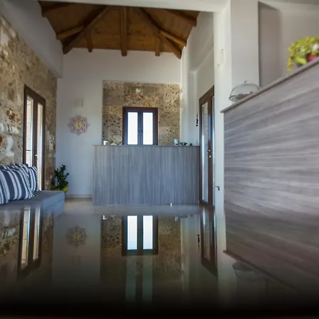 Tramonto Hotel Xi Beach