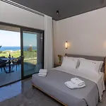 Tramonto Hotel Xi Beach