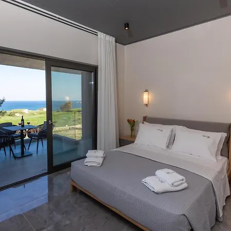 Tramonto Hotell Xi Beach