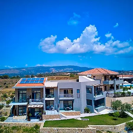 Hotel Tramonto Xi Beach