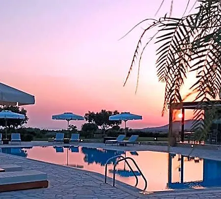 Tramonto Hotel Xi Beach